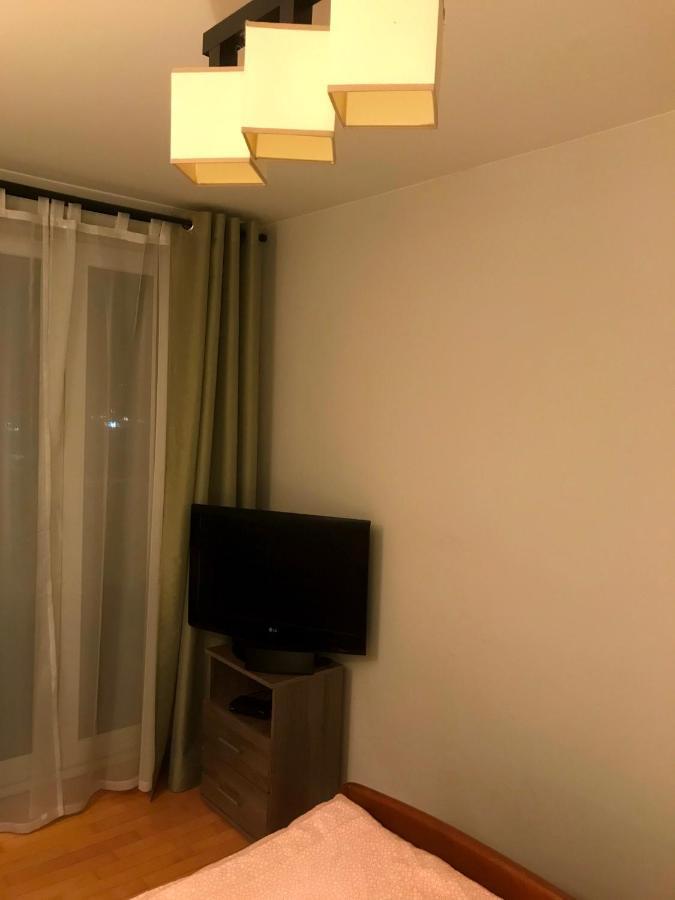 Apartament "Cleopatra 3" Z Miejscem Parkingowym, Faktury Vat Apartamento Kielce Exterior foto