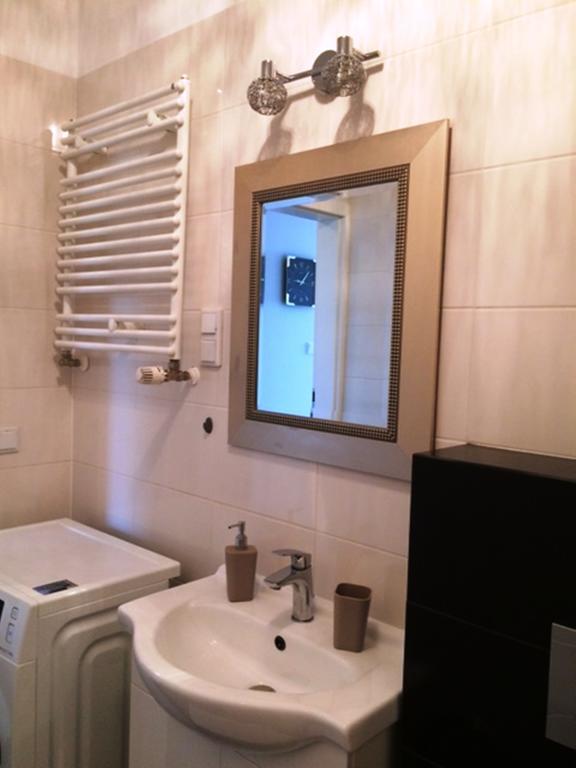 Apartament "Cleopatra 3" Z Miejscem Parkingowym, Faktury Vat Apartamento Kielce Exterior foto