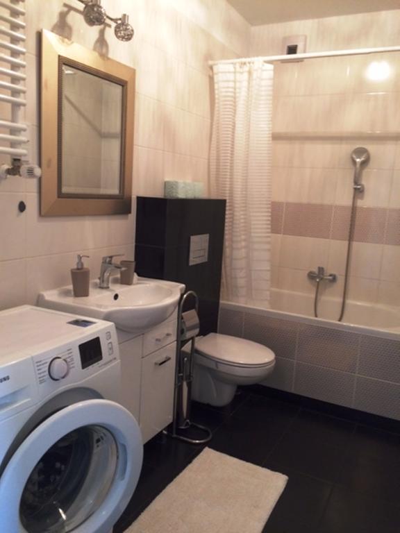 Apartament "Cleopatra 3" Z Miejscem Parkingowym, Faktury Vat Apartamento Kielce Exterior foto