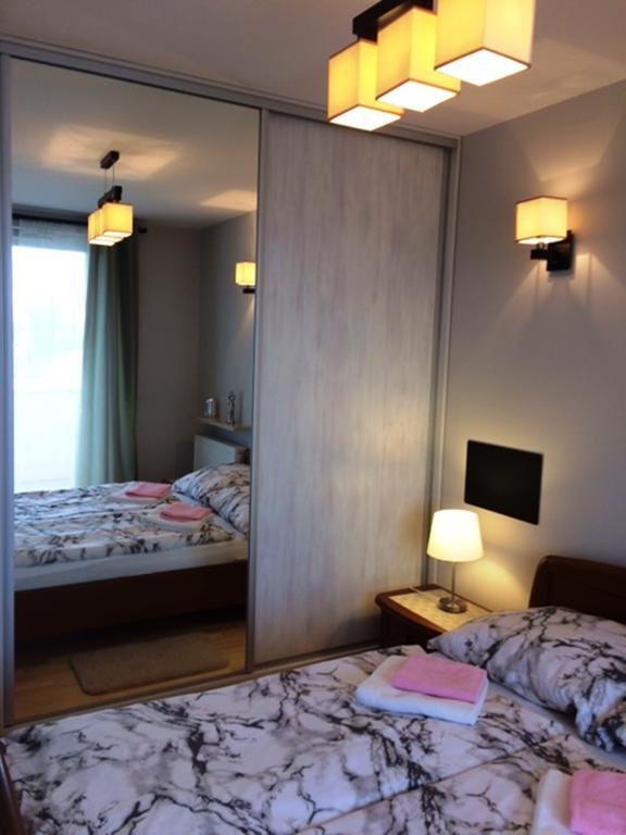 Apartament "Cleopatra 3" Z Miejscem Parkingowym, Faktury Vat Apartamento Kielce Exterior foto